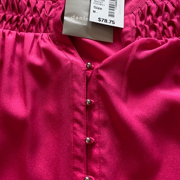 Daniel Rainn sleeveless top - Picture 3 of 9